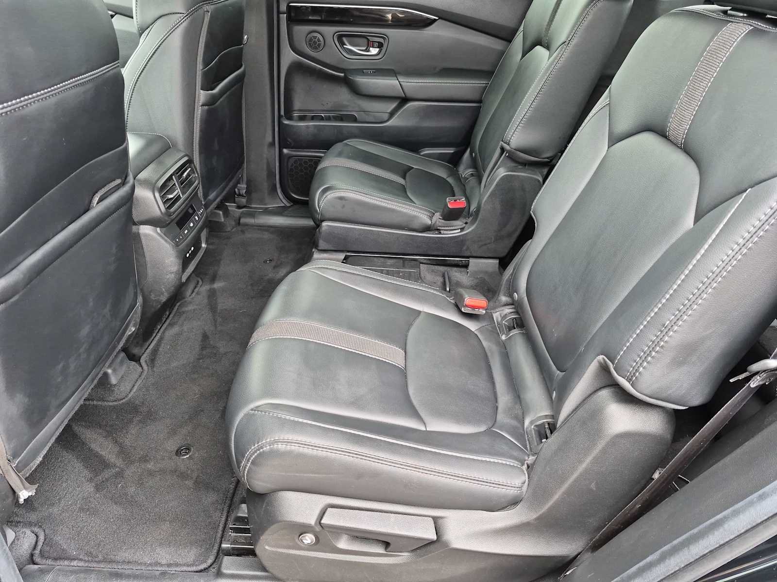 Certified 2025 Honda Pilot Touring image 19