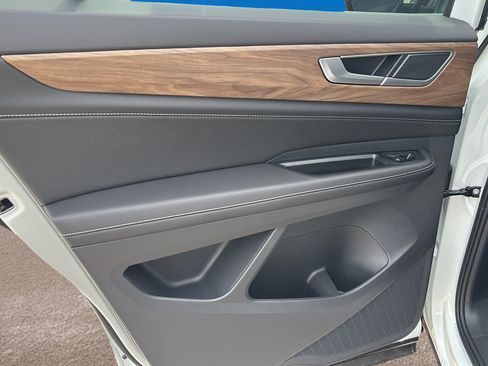 New 2026 Volkswagen Atlas SE FWD image 15