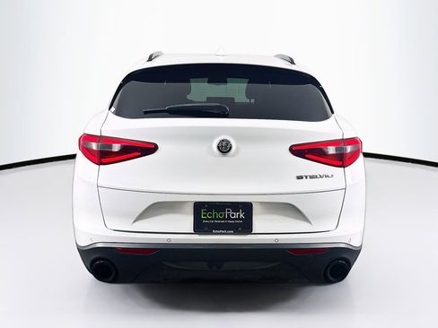 Used 2022 Alfa Romeo Stelvio Sprint image 7