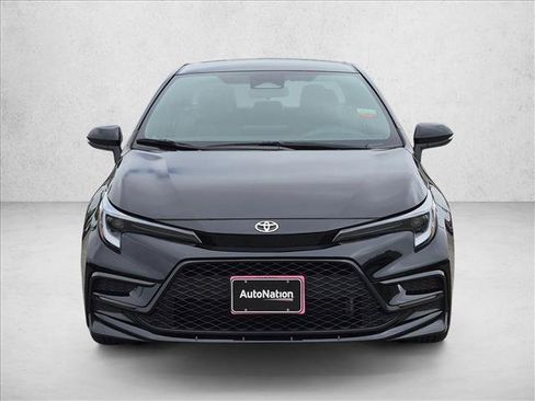 Certified 2026 Toyota Corolla SE FWD image 2