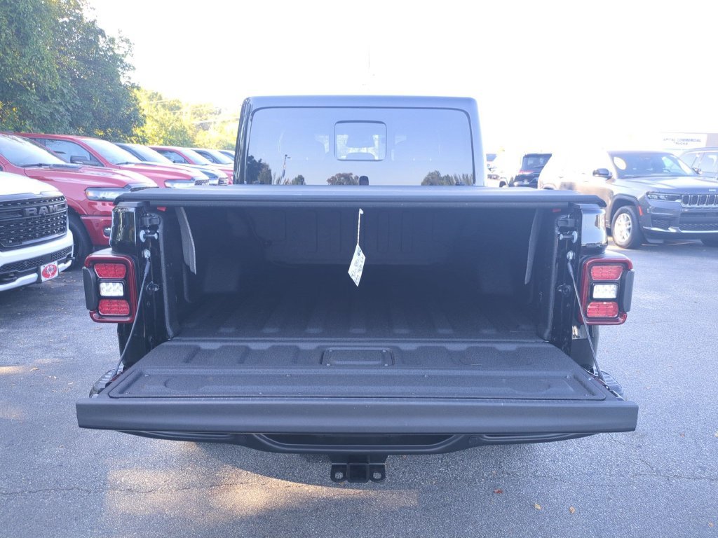 New 2027 Jeep Gladiator Rubicon AWD/4WD image 31
