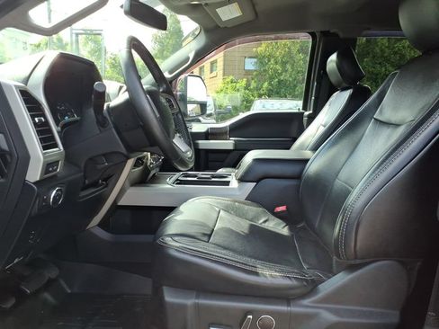 Used 2019 Ford F250 Lariat w/ Chrome Package AWD/4WD image 12