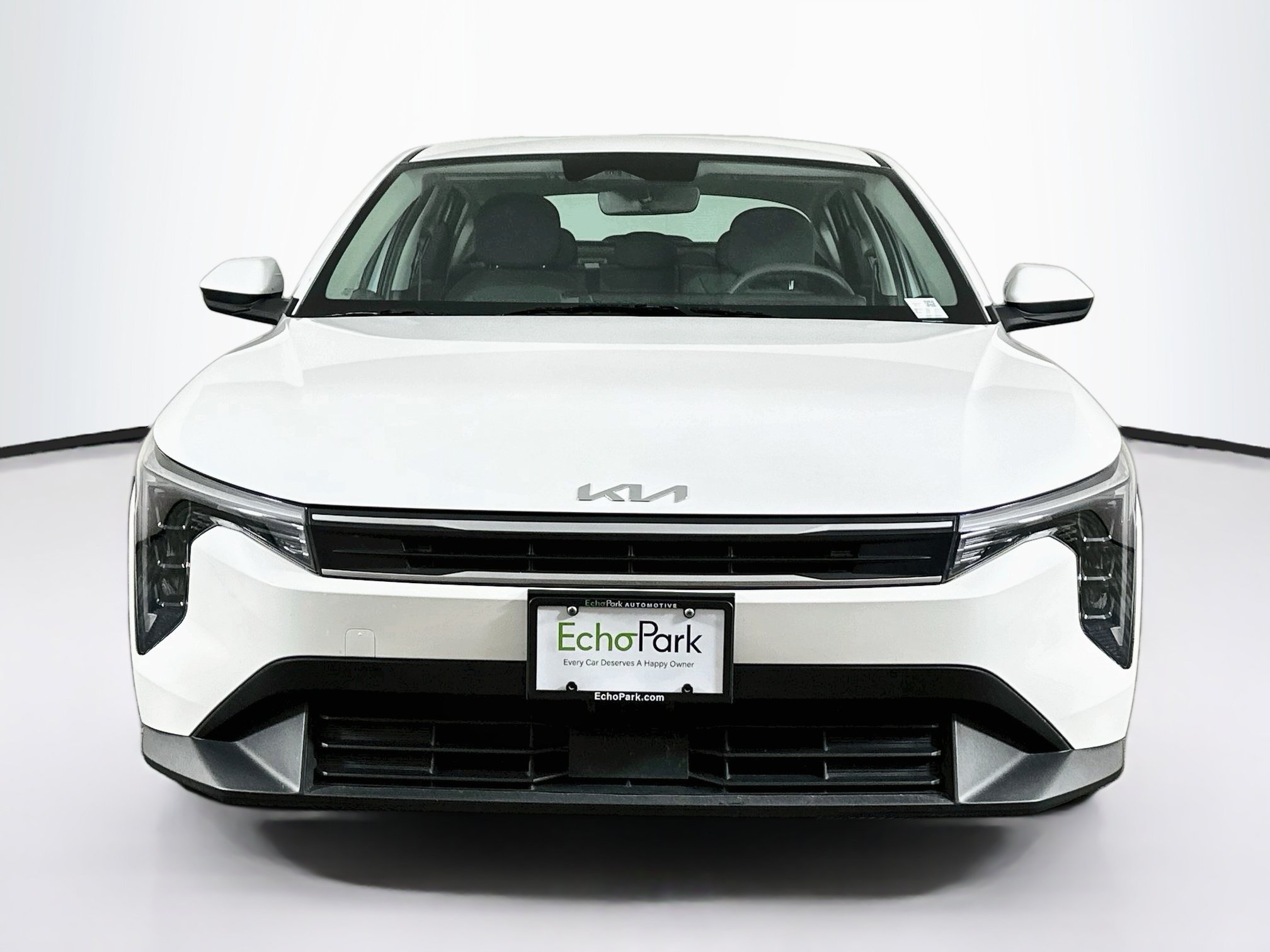 Used 2025 Kia K4 FWD image 2