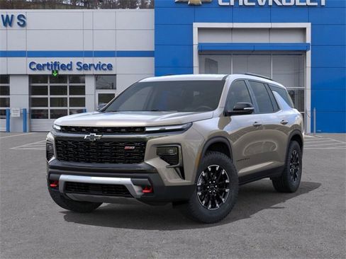 New 2026 Chevrolet Traverse Z71 w/ Enhanced Driving Package image 6