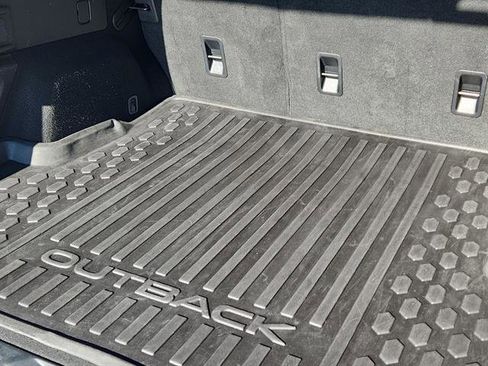 Used 2024 Subaru Outback Premium image 25