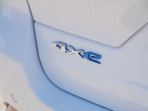 New 2025 Jeep Grand Cherokee Limited 4xe image 15