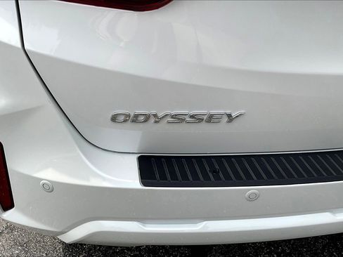 Used 2026 Honda Odyssey Elite image 24