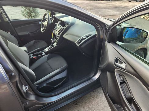Used 2014 Ford Focus SE image 11