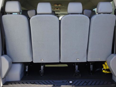 Used 2016 Ford Transit 350 XL image 9