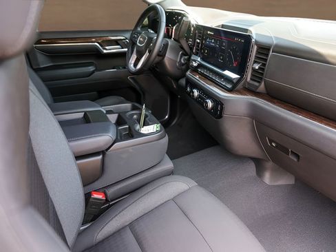 Used 2024 GMC Sierra 1500 Elevation RWD image 27