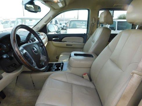 Used 2008 GMC Yukon Denali image 10
