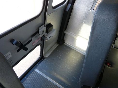 Used 2007 Chevrolet Express 3500 w/ School Bus Package image 22