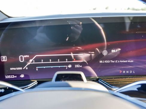 Used 2025 Cadillac Escalade Premium Luxury image 25