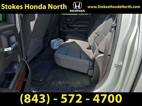 Used 2018 GMC Sierra 1500 SLE w/ SLE Value Package AWD/4WD image 12