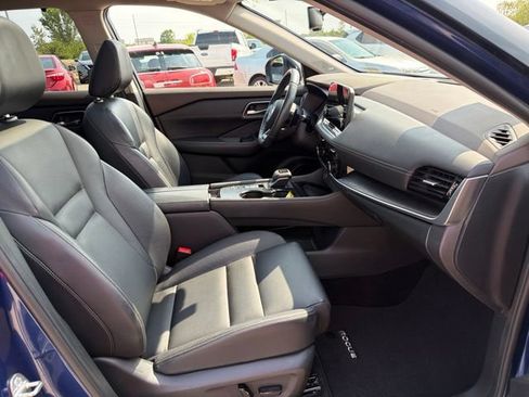 Used 2021 Nissan Rogue SL w/ Premium Package FWD image 17