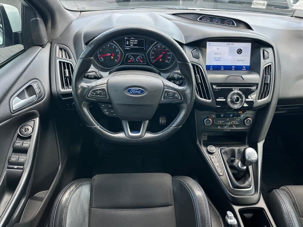 Used 2017 Ford Focus RS AWD/4WD image 12