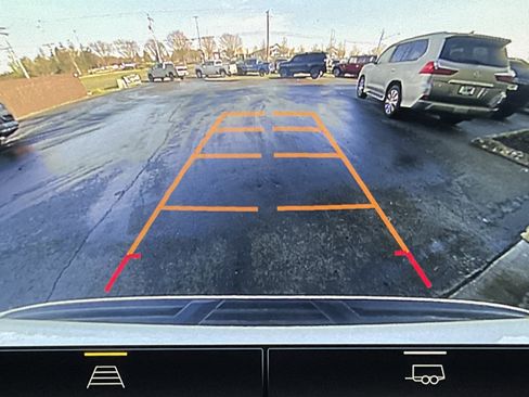 Used 2024 Chevrolet Suburban LT image 13