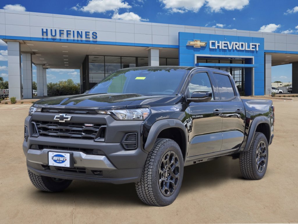 New 2026 Chevrolet Colorado Trail Boss AWD/4WD image 2