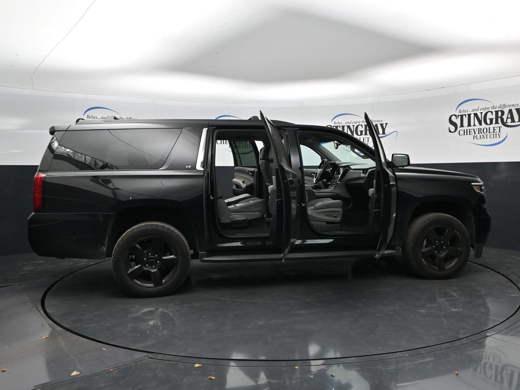 Used 2020 Chevrolet Suburban LT w/ LT Midnight Edition RWD image 36