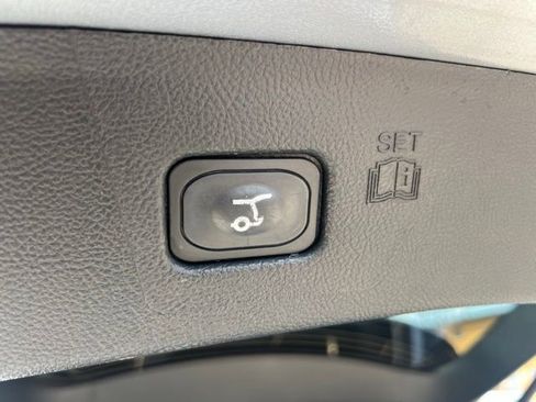 Used 2024 Ford Edge Titanium w/ Equipment Group 301A AWD/4WD image 25