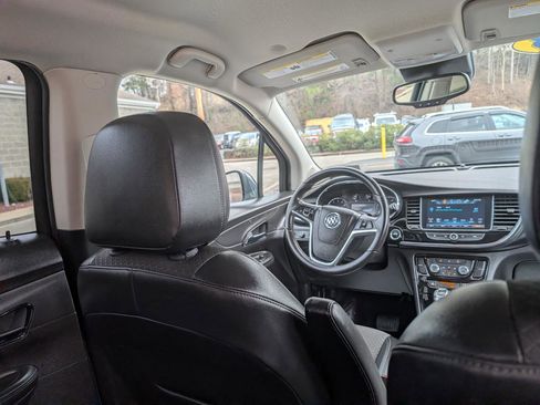 Used 2018 Buick Encore Preferred image 25