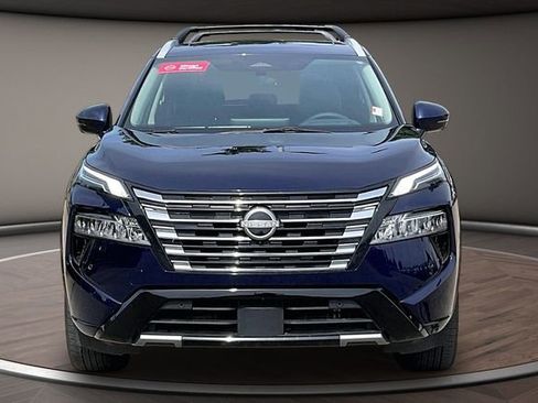 Certified 2025 Nissan Rogue Platinum w/ Platinum Premium Package AWD/4WD image 3