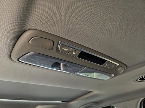 Used 2024 Kia Telluride S w/ S Sunroof Package image 18