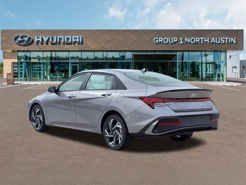 New 2025 Hyundai Elantra Sport image 7