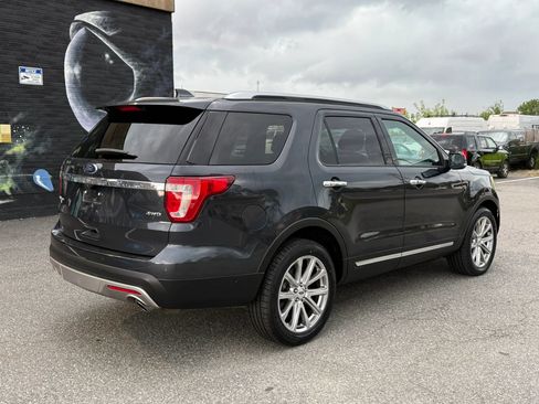 Used 2017 Ford Explorer Limited w/ Equipment Group 301A AWD/4WD image 13