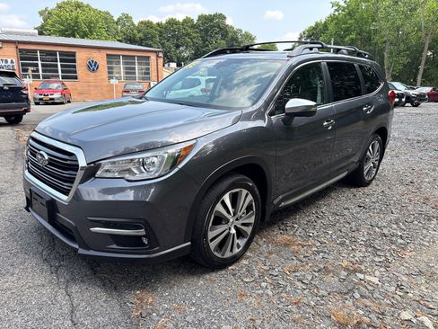 Used 2022 Subaru Ascent Touring image 3