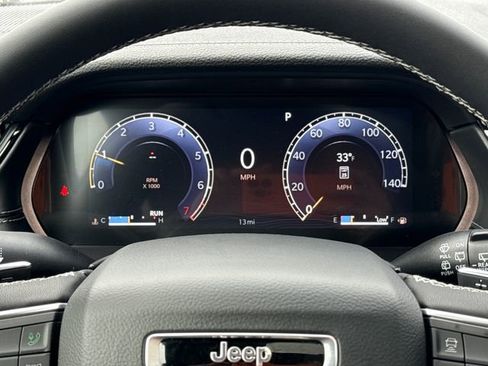 New 2026 Jeep Grand Cherokee Laredo image 17