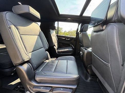 Used 2024 GMC Yukon XL Denali w/ Advanced Technology Package image 68