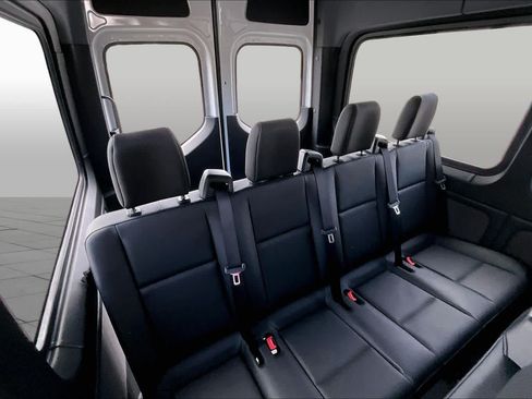 Used 2025 Mercedes-Benz Sprinter 2500 image 20