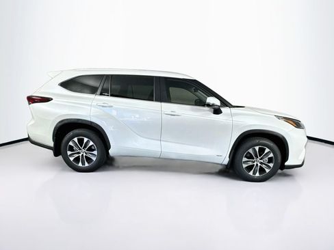 New 2026 Toyota Highlander XLE AWD/4WD image 10