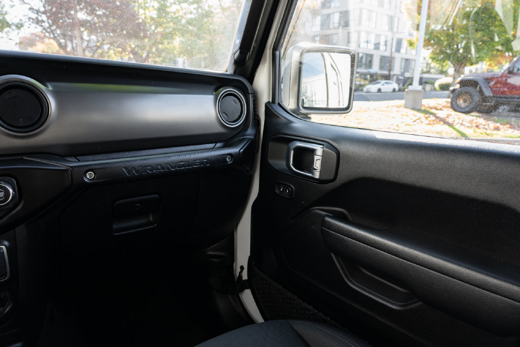Used 2021 Jeep Wrangler Unlimited Sport AWD/4WD image 10