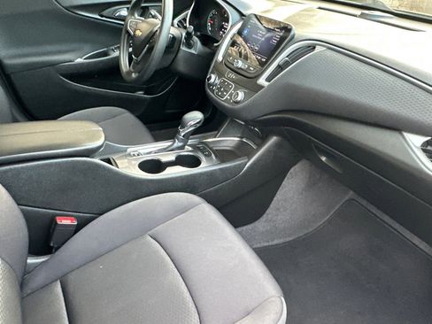 Certified 2024 Chevrolet Malibu LT image 16