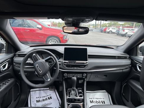 New 2025 Jeep Compass Latitude w/ Sun & Sound Group image 14