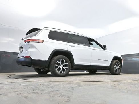 Used 2024 Jeep Grand Cherokee L Limited w/ Luxury Tech Group II image 56