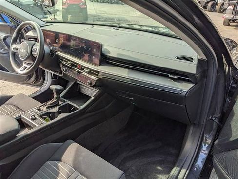 Used 2025 Kia K5 LXS FWD image 19
