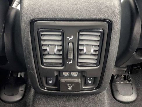 Used 2024 Dodge Durango GT image 15