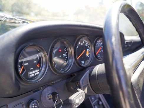 Used 1987 Porsche 911 Carrera RWD image 36