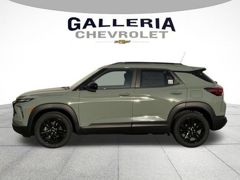 New 2026 Chevrolet TrailBlazer LT w/ Midnight Edition FWD image 4