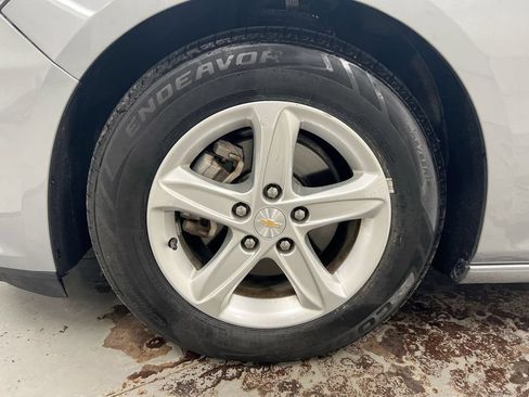 Used 2023 Chevrolet Malibu LT FWD image 26