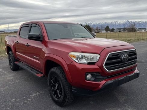 Used 2018 Toyota Tacoma SR5 image 4