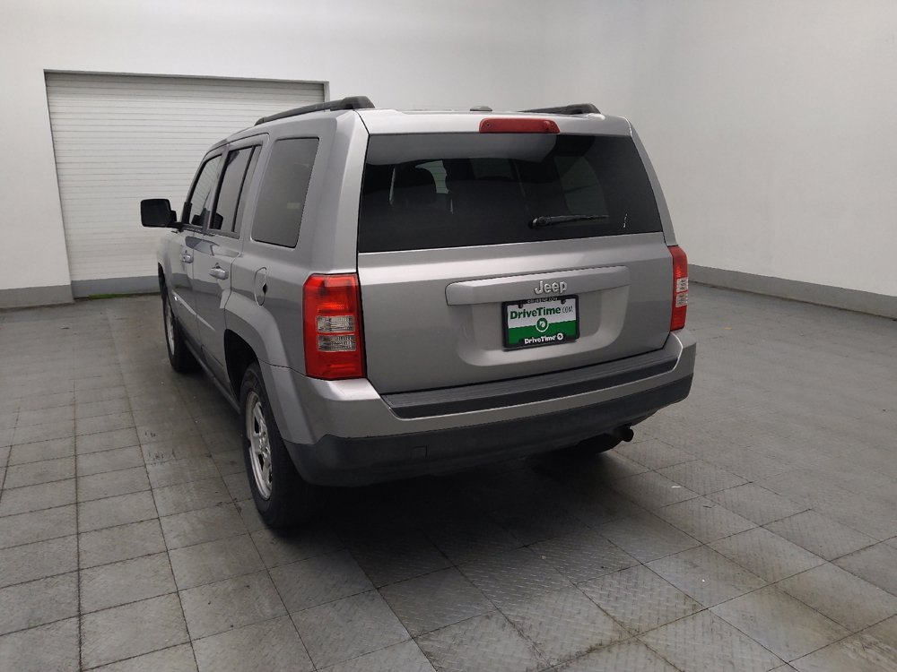 Used 2016 Jeep Patriot Sport w/ Power Value Group FWD image 5