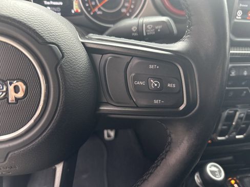 Used 2020 Jeep Gladiator Sport w/ Quick Order Package 24S image 13