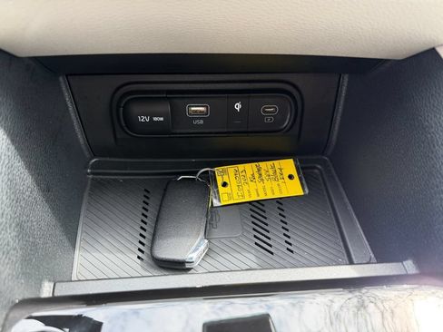 Used 2023 Kia Sportage EX FWD image 28