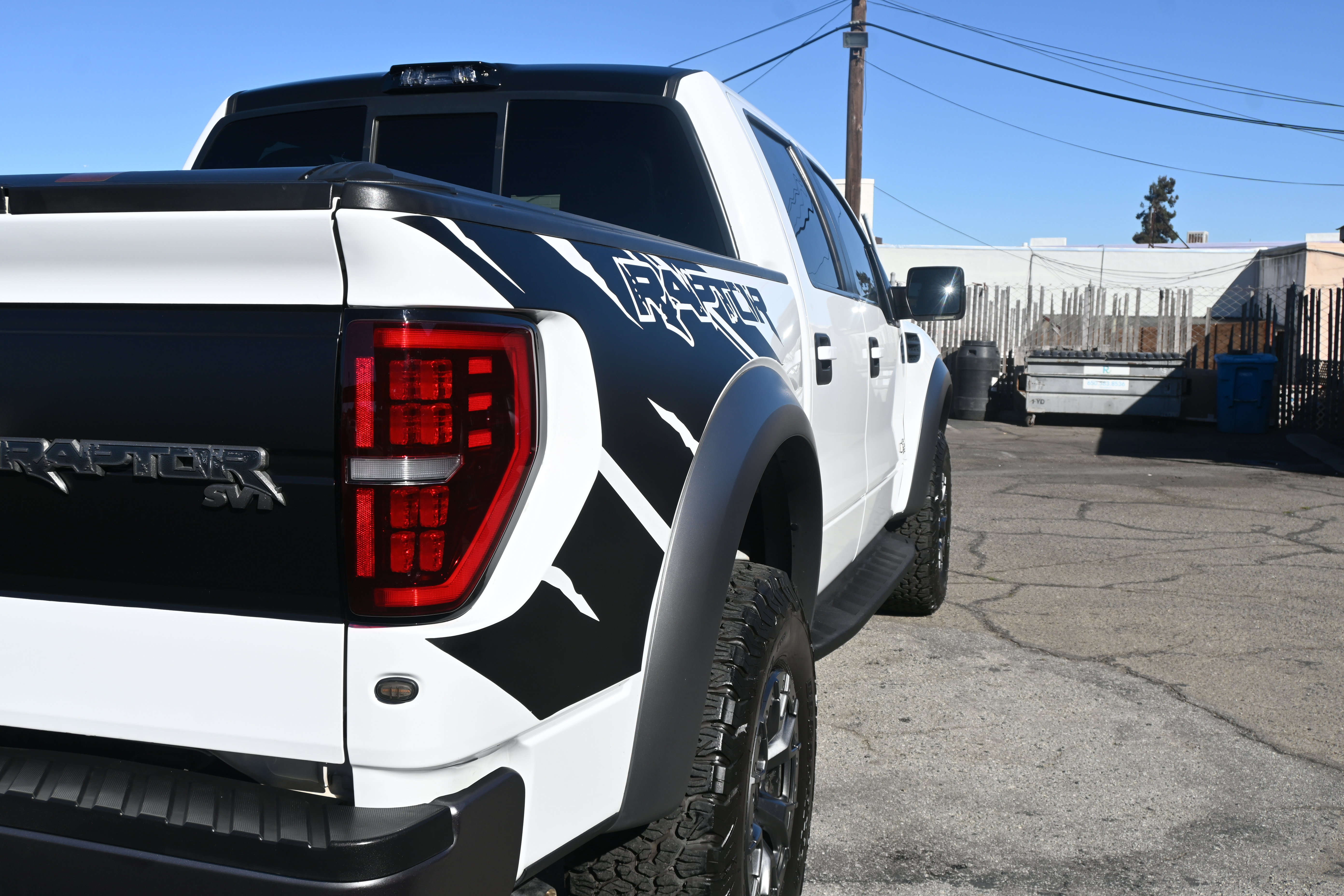 Used 2014 Ford F150 Raptor w/ Equipment Group 801A Luxury AWD/4WD image 27