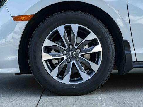 Used 2023 Honda Odyssey EX-L image 14