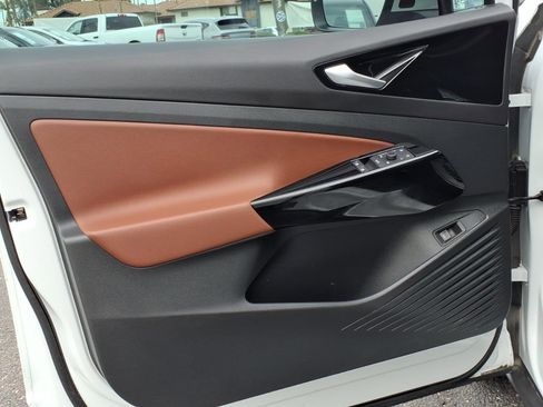 Certified 2022 Volkswagen ID.4 Pro S image 16